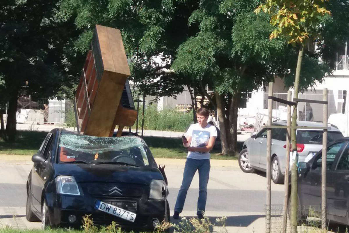 Tragikomické fotografie ľudí, ktorí očividne veľmi neodhadli situáciu