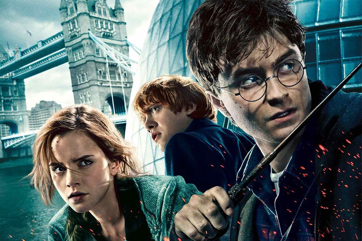 Harry Potter sa možno vráti. V HBO by zo slávnej fantasy ságy chceli spraviť seriál