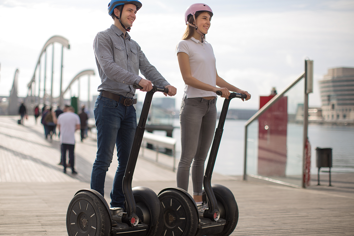 Známy Segway ukončuje po 19 rokoch výrobu. Jeho príbeh je poznačený aj bizarnou smrťou samotného majiteľa