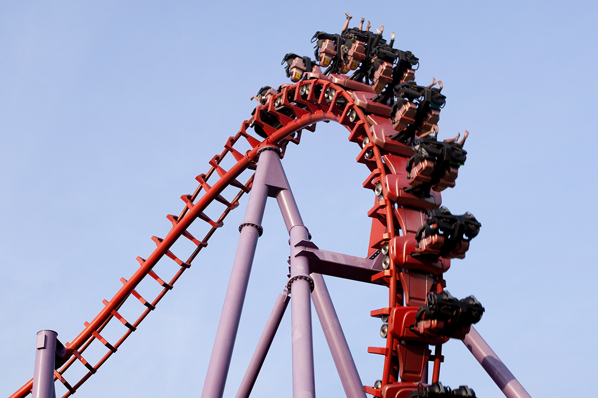 Horská dráha Euthanasia Coaster bola zostavená tak, aby si sa ňou mohol povoziť len raz