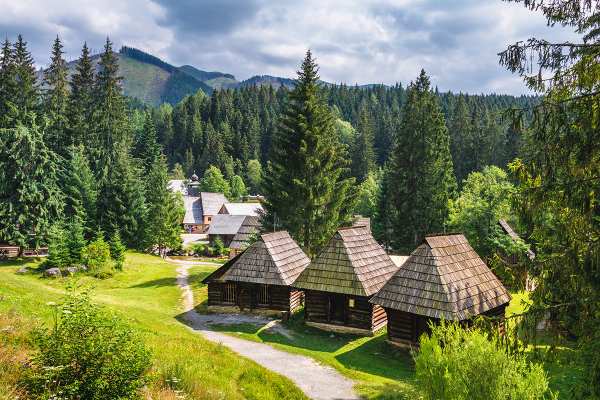 Miesta, kde sa zastavil čas. Toto je 10 najmenších obcí na Slovensku