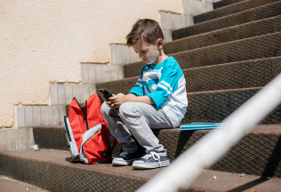 sociálne siete, vplyv sociálnych sietí na ľudskú psychiku, psychológia, tínedžeri na sociálnych sieťach, internet