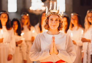 13. december, sviatok svätej Lucie, Lucia zo Syrakúz, tradície, legendy, noc čarodejníc