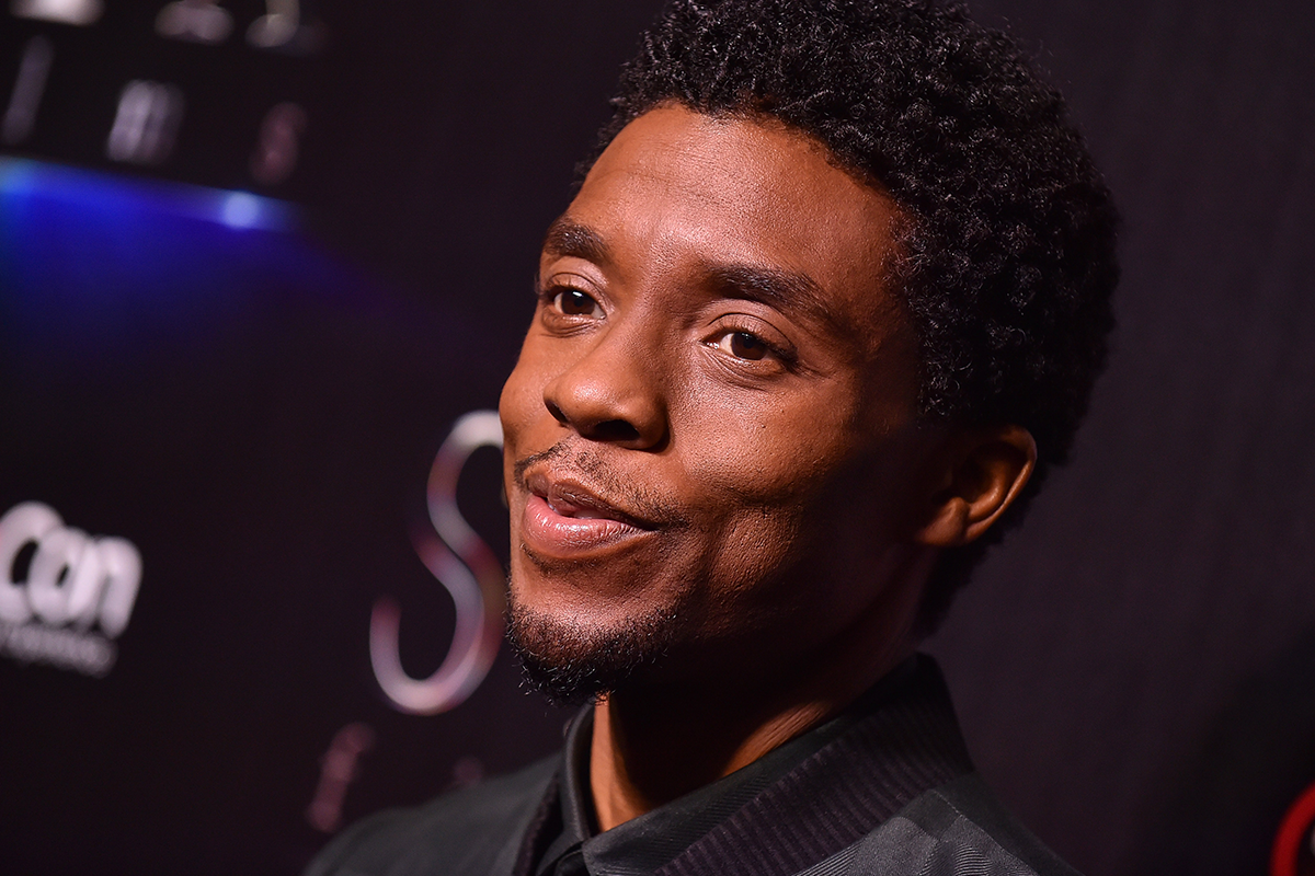 Vo veku 43 rokov zomrel herec Chadwick Boseman, predstaviteľ Black Panthera