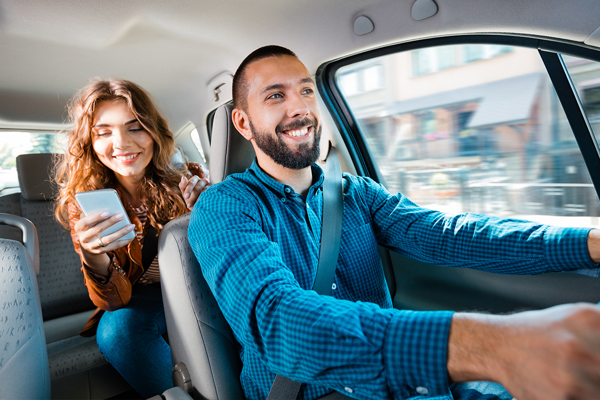 14 vtipných tweetov, na ktorých sa zasmeje každý, kto využíva taxislužby