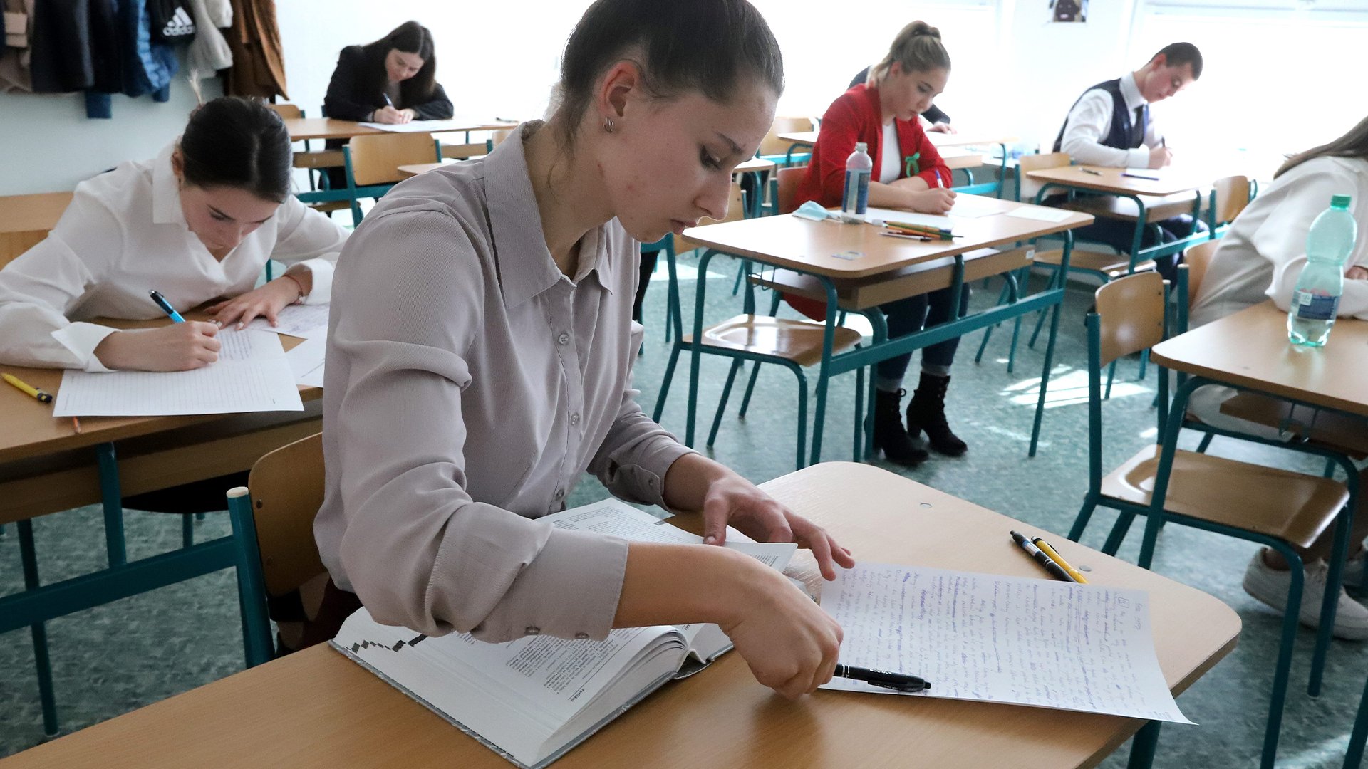 Slovenskí študenti sa podelili o smiešne príhody zo svojich maturitných skúšok