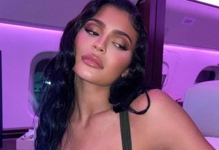 Kylie Jenner pobúrila internet 3-minútovou cestou privátnym lietadlom