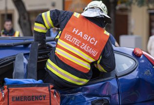 Dobrovoľnícki hasiči zakladali na Horehroní požiare, ktoré potom hasili