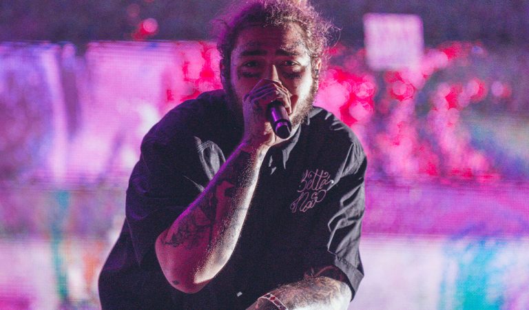 Post Malone ti ponúka poriadny balík, ak ho ošklbeš v kartách