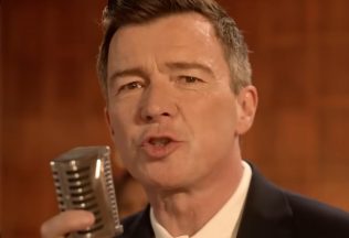 Rick Astley natočil nový klip pre Never Gonna Give You Up