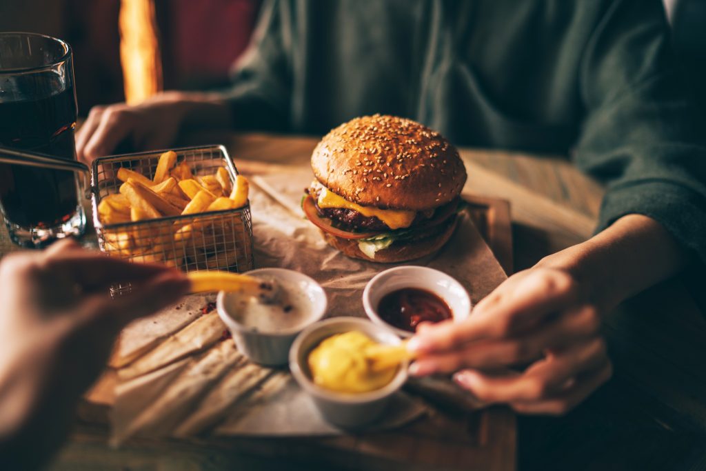 streľba, krimi, fast food, hranolky, postrelený, USA