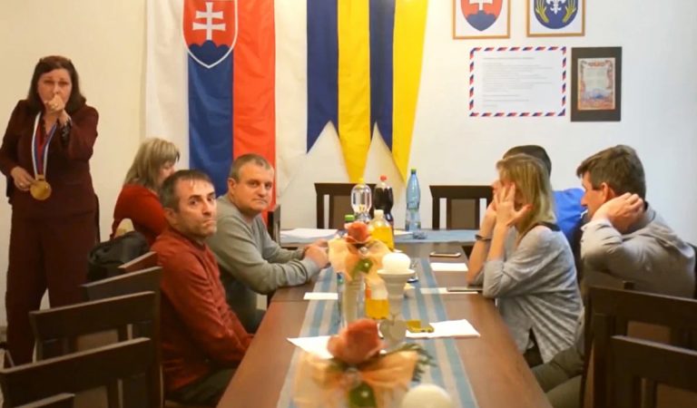 Šikanovala poslancov, svoj post aj tak obhájila. Známa starostka z Fekišoviec získala 100 % hlasov