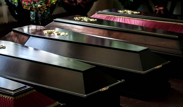 Žena na internete predávala truhlu, ktorú kúpila pre svojho manžela