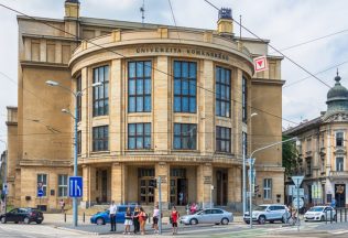 Na vysokej škole v Bratislave obťažujú študentky. Situáciu rieši polícia