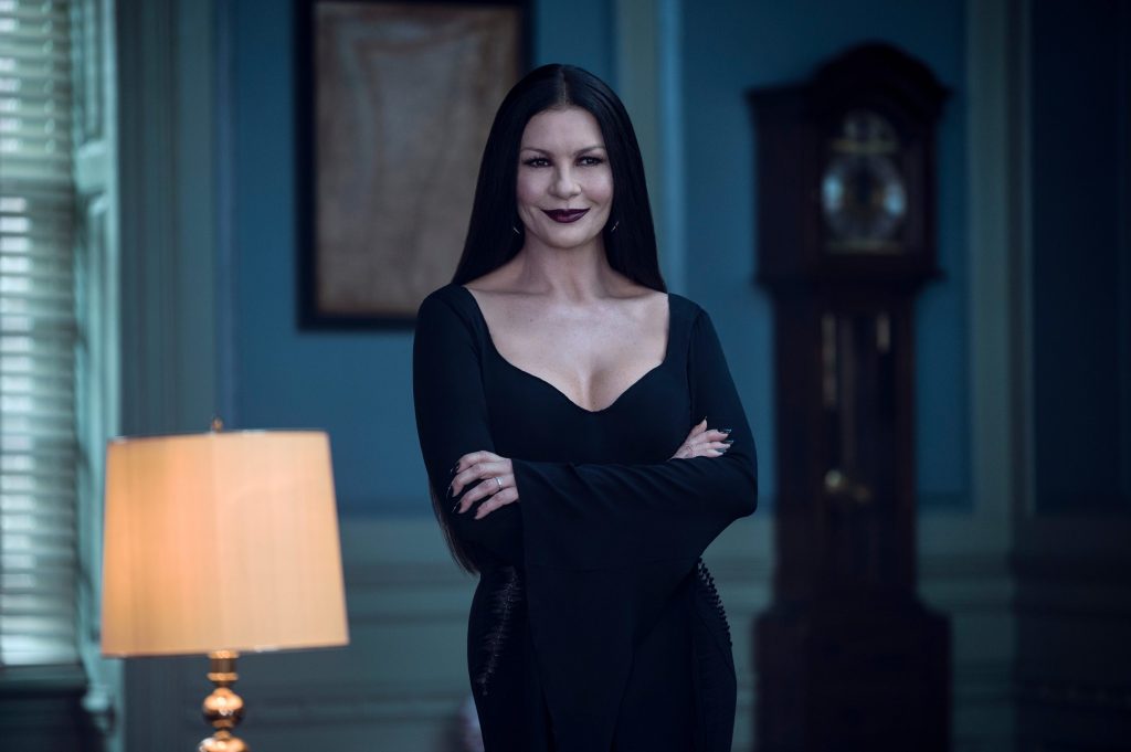 Wednesday, Netflix seriál, herci zo seriálu Wednesday, Catherine Zeta-Jones