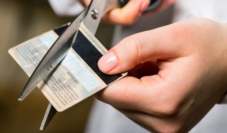 Black Friday, Buy Nothing Day, deň, keď si nič nekúpiš, nakupovanie zbytočností