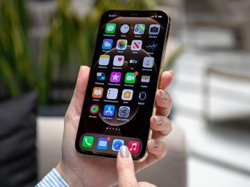 iPhone, Apple, Slovensko, koľko musí Slovák odpracovať, aby si kúpil iPhone