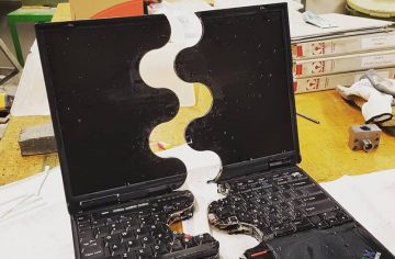 Niektorí ľudia by nemali mať prístup k PC. Bizáry, s ktorými sa IT-čkári stretli pri svojej práci