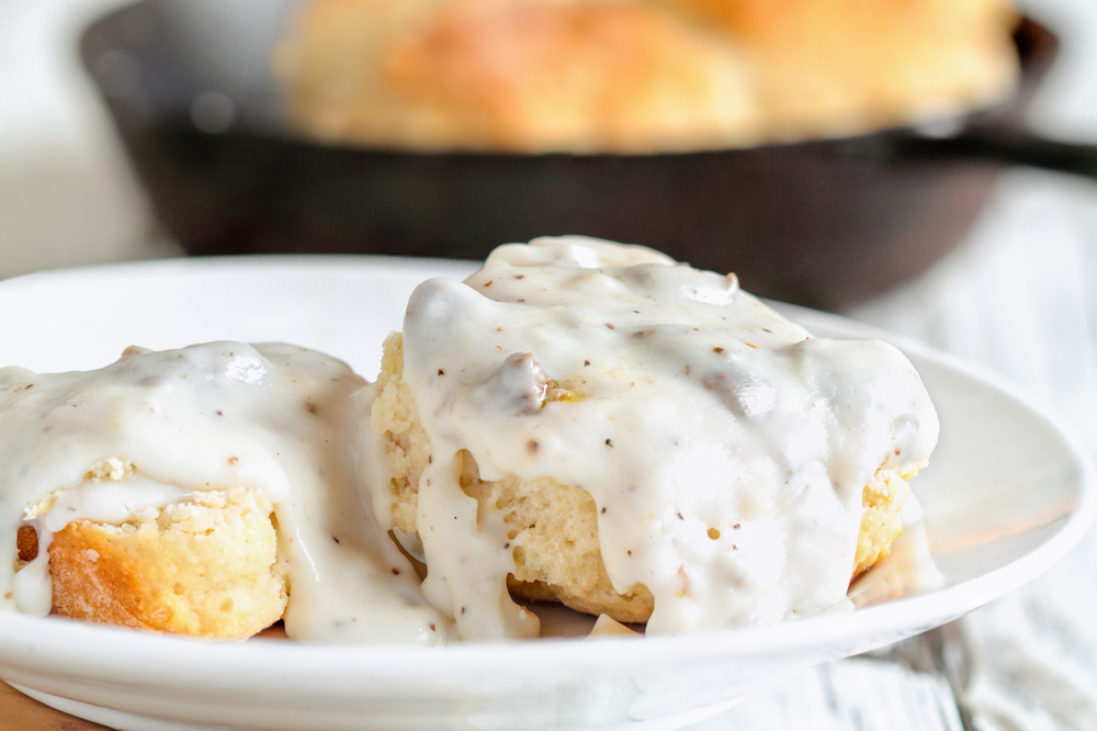 jedlo, Amerika, USA, americké jedlá, ktoré ľudia neznášajú, biscuits and gravy