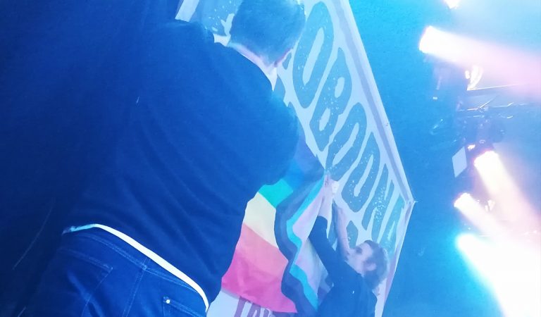 Spevák z kapely Berlin Manson si najskôr zaspieval so Slobodnou Európou.