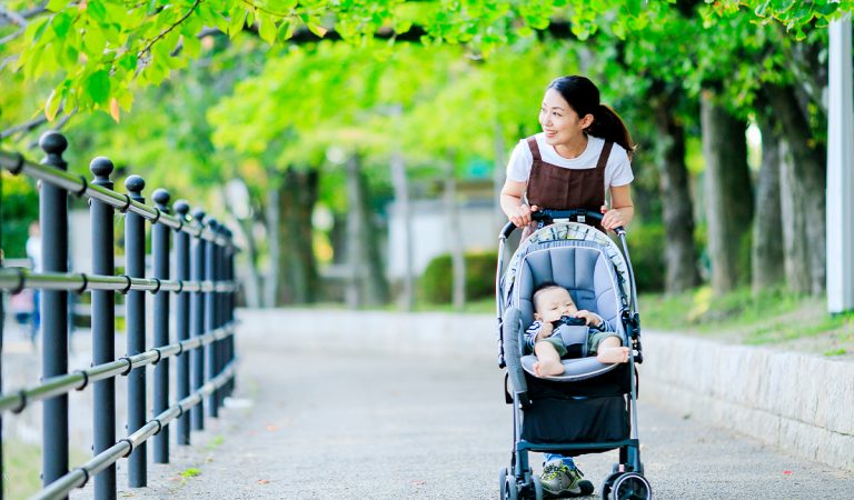 Japonsko, Tokio, peniaze, rodiny s deťmi, japonská vláda, odsťahovanie