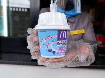 Prečo je lyžička k McFlurry dutá?