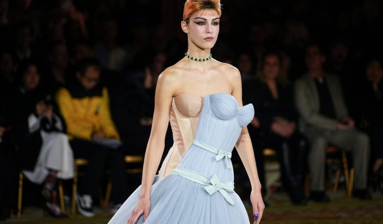 parížsky týždeň módy, viktor & rolf, paris fashion week, módna prehliadka, 2023