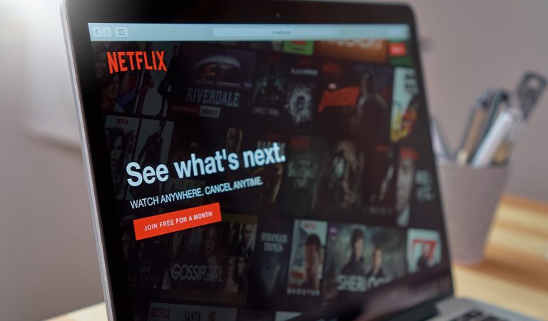 Netflix predstavil novú funkciu, vďaka ktorej môžeš zablokovať ľudí, ktorí používajú tvoj účet