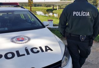 polícia, Orava, zlodej, lopata