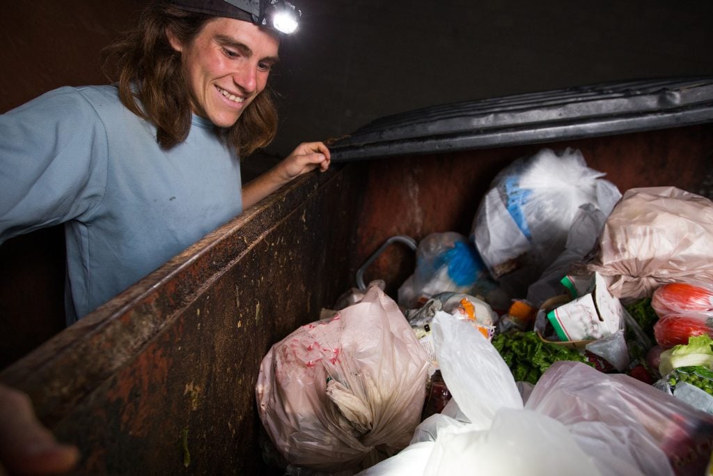 dumpster diving, vyberanie odpadkov, kontajner, Slovensko, legislatíva, zákon