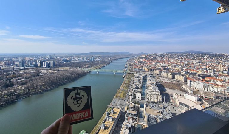 Otvorenie Eurovei sa nezadržateľne blíži. Takýto výhľad ponúka prvý