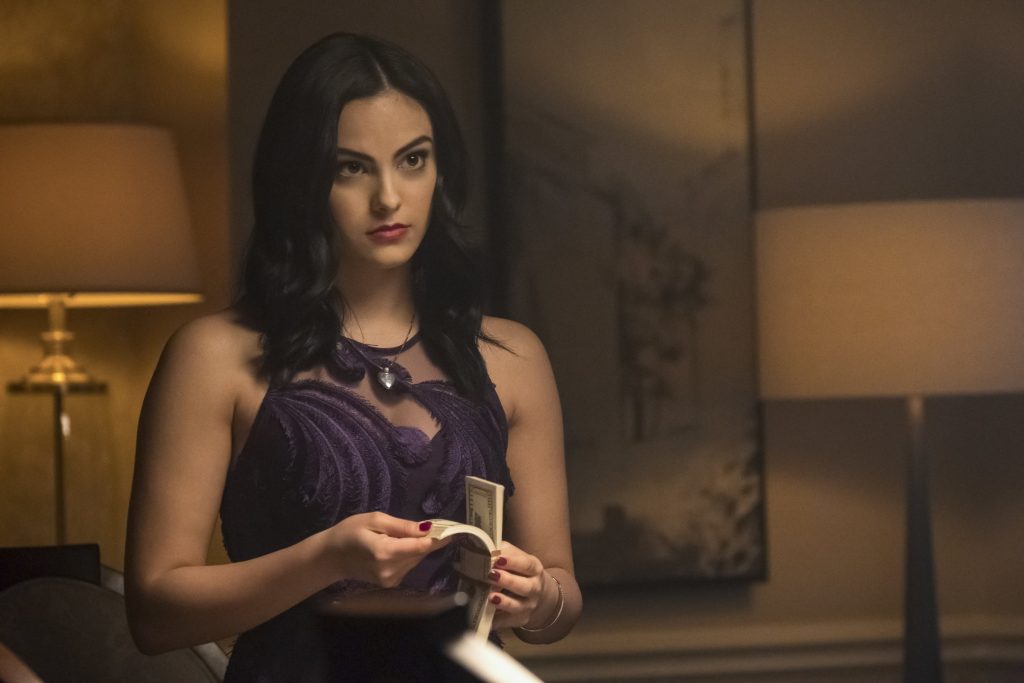 seriál o stredoškolákoch, herečka, vek, seriálová postava, Riverdale, Camila Mendes