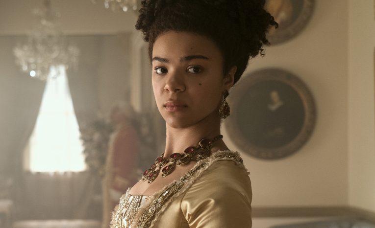 Queen Charlotte: A Bridgerton Story, India Ria Amarteifio, Netflix, seriál, novinka, máj