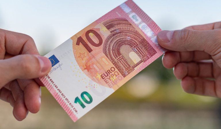 Do basy kvôli 10 eurám? Nezamestnaný Slovák z Liptova ukradol v potravinách túto absurdnú vec