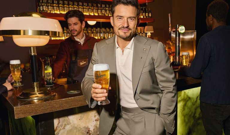 Hollywoodsky herec Orlando Bloom sa stal tvárou českého piva Staropramen. Bude ho propagovať v zahraničí