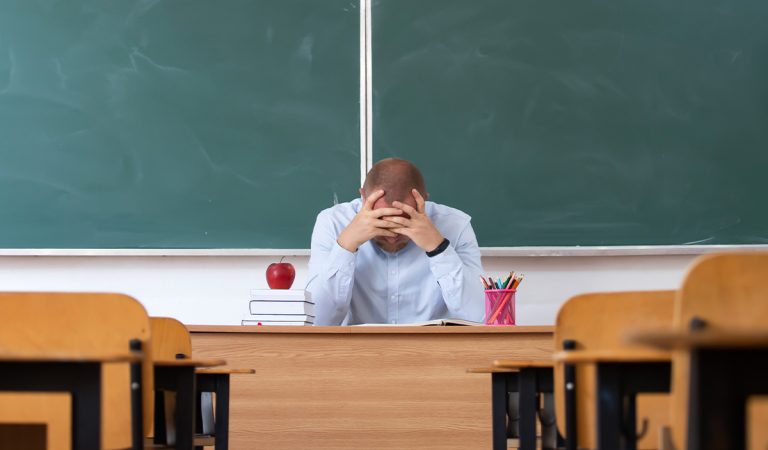 Slovenskí učitelia sa obávajú, že nedokážu rozlíšiť prácu žiaka a umelej inteligencie
