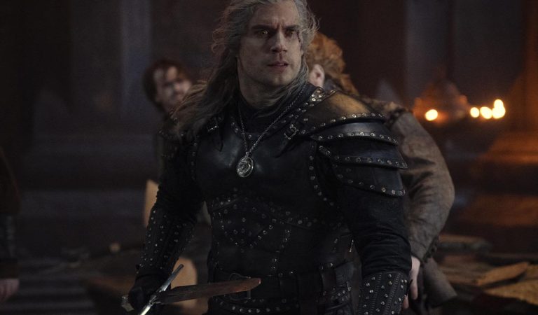 Netflix potvrdil 5. sériu Zaklínača. K seriálu sa pridala aj legenda akčných filmov