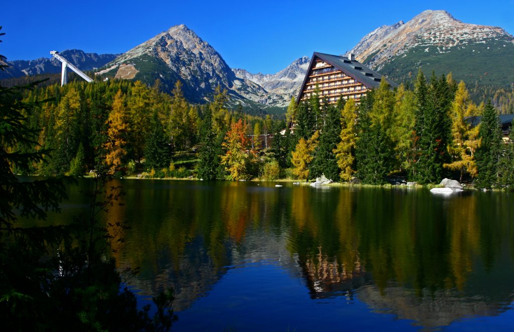 krásy Slovenska, budova, stavba, architektúra, Hotel Patria, Štrbské Pleso