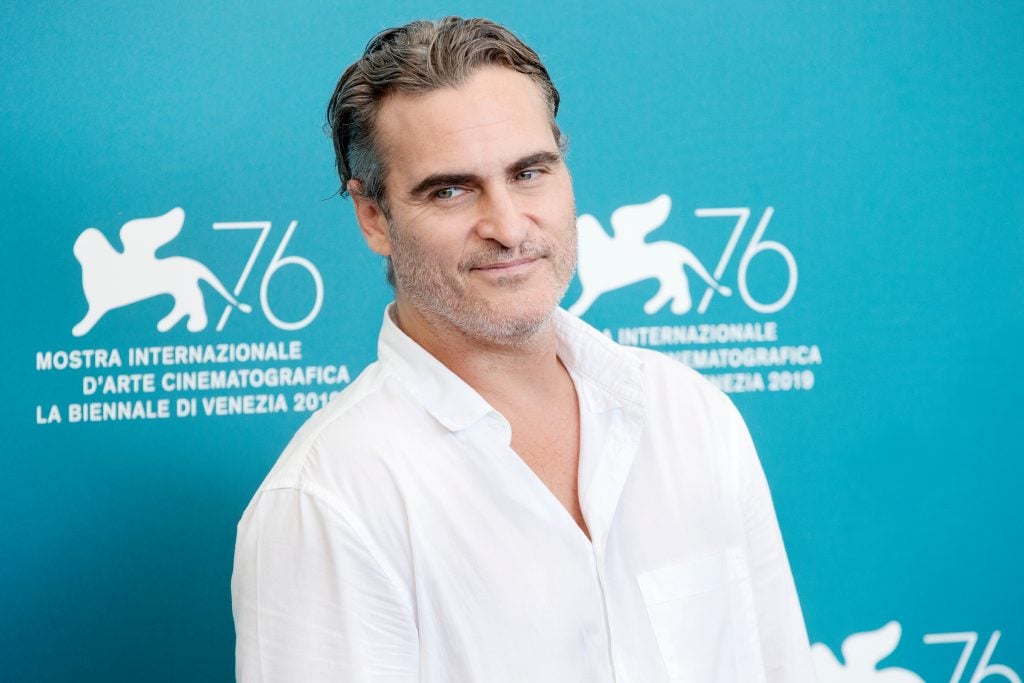 On sa bojí, Joaquin Phoenix, LGBT, gay