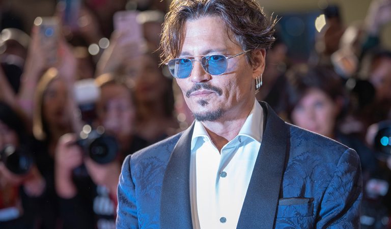 Kapela oznámila, že nevystúpi. Organizátori koncertu Hollywood Vampires s Johnnym Deppom majú problém
