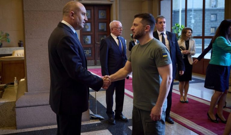 Ostrá hádka medzi Zelenskym a bulharským prezidentom