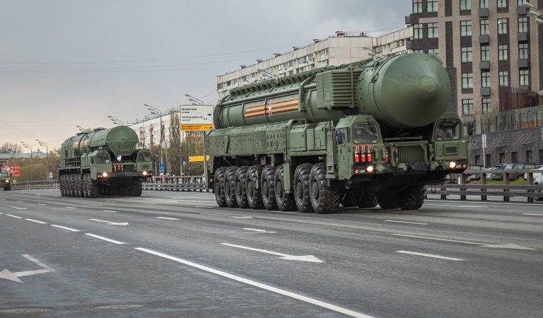 Keď je reč o atomovkách, ktoré krajiny majú v špajze zbrane hromadného ničenia?