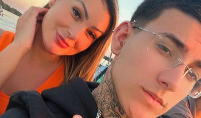 Rodinný biznis 21. storočia. Syn fotí matkine telo na jej OnlyFans