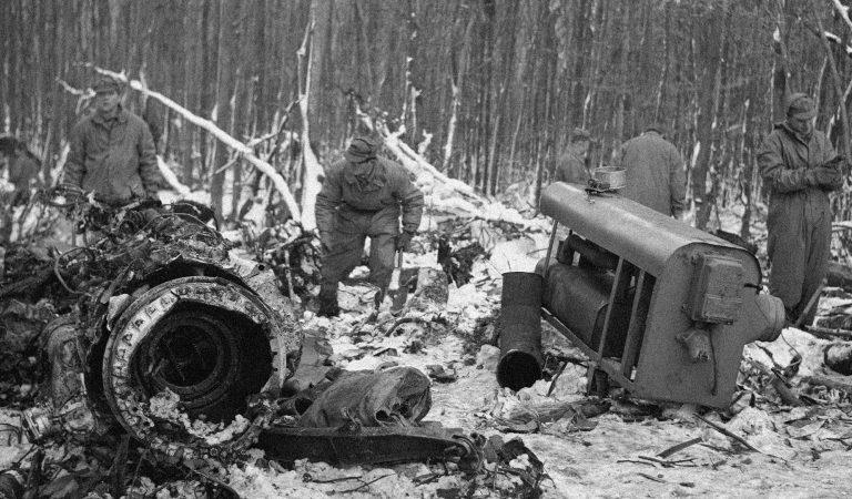 Na Sakrakopci zomrelo 82 ľudí. Najhoršia letecká katastrofa na Slovensku zostala nevyriešená