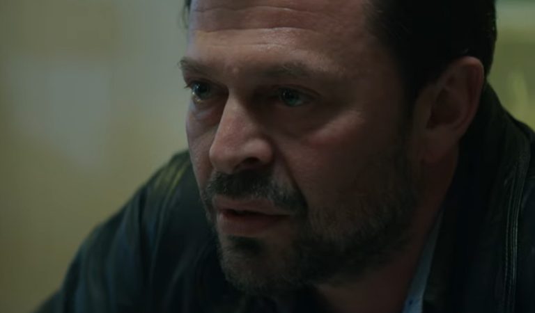 Dorazil prvý trailer na nový slovenský triler Vojna policajtov s Rytmusom. V kinách ho uvidíme budúci rok