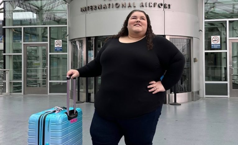 Plus-size influencerka spisuje petíciu. Druhé sedadlo v lietadle chce mať zadarmo