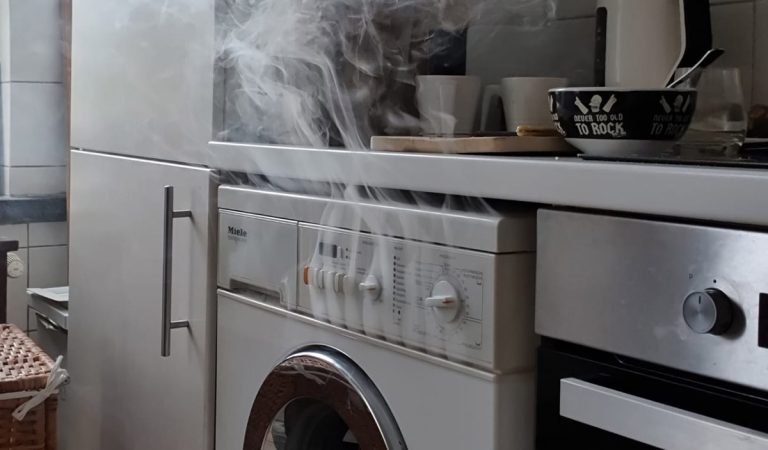 20 ľudí, pre ktorých sa pranie špinavej bielizne skončilo katastrofálne