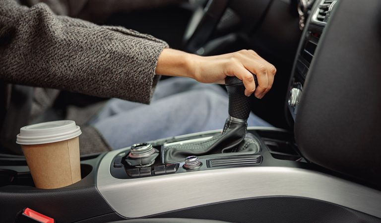 4 zlozvyky, ktoré ničia tvoje auto: Týmto sa vyhýbaj!