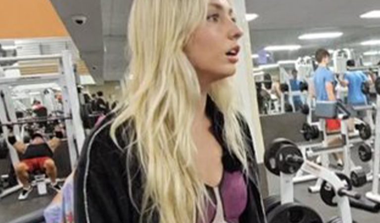 Influencerka išla do fitka v namaľovaných nohaviciach. Nahnevalo ju, keď ju niekto poslal preč
