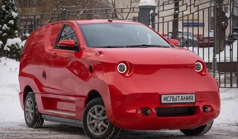 Škaredší ako Multipla? Nový ruský elektromobil budí len výsmech